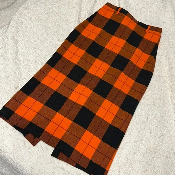 FALL Midi skirt in orange PLAID size XS